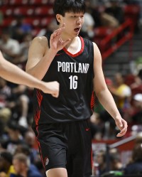 开拓者社媒晒杨瀚森三分进球视频：打板得分，💰💰💰