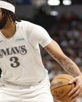 基德：会尽量让AD打四号位 还剩12场的情况下复出表明了他的态度